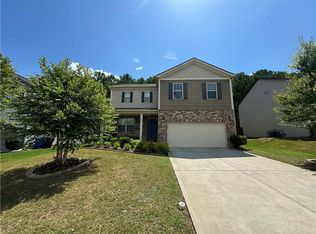 824 Lake Chase, Fairburn, GA 30213