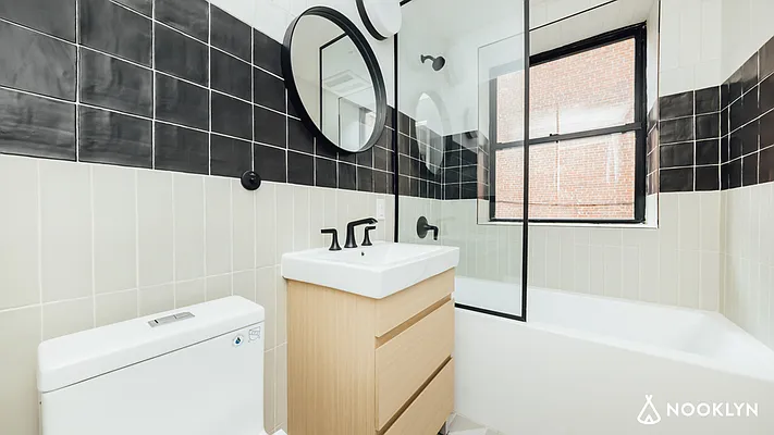 Rented by Nooklyn NYC LLC | media 88