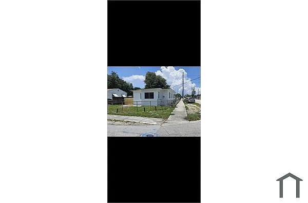 Building Photo - 8200 NW 23rd Ave