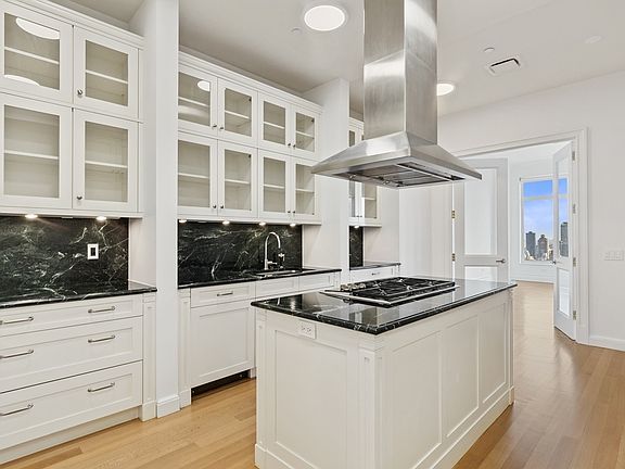 5th image of 15 Central Park W APT 34B