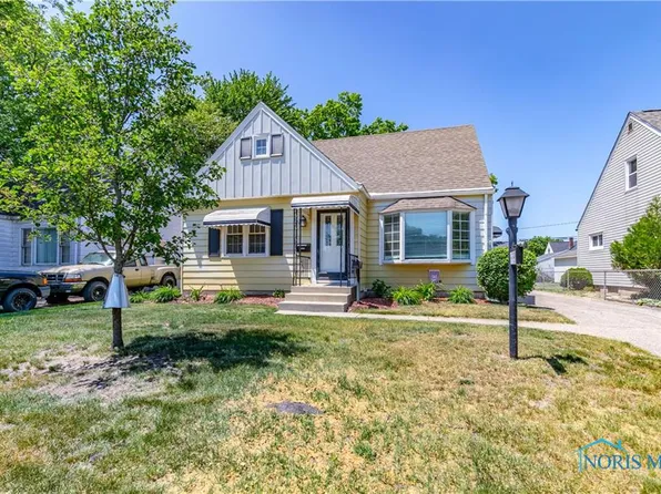 4749 Naomi Dr, Toledo, OH 43623