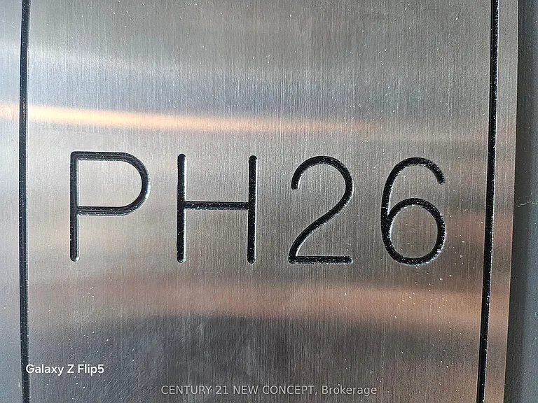 5858 Yonge St #Penthouse 26 — Photo 2