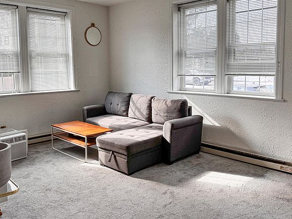 5th image of 19 Leroy Pl APT 1E