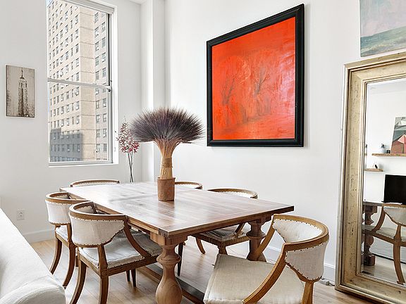 4th image of 420 W 25th St APT 5C