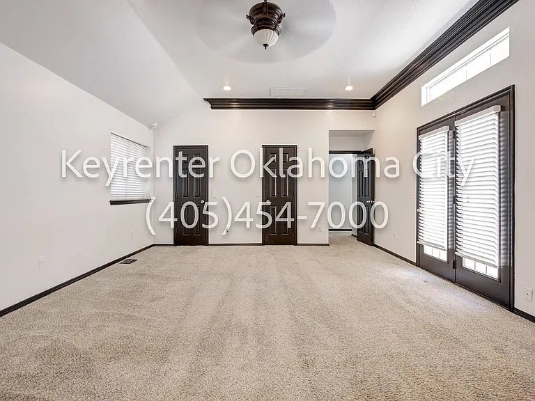 12100 Blueway Ave — Photo 23