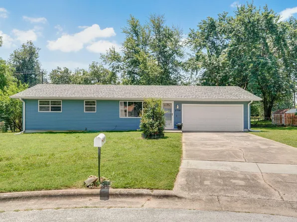 2758 W Sylvia Court, Springfield, MO 65803