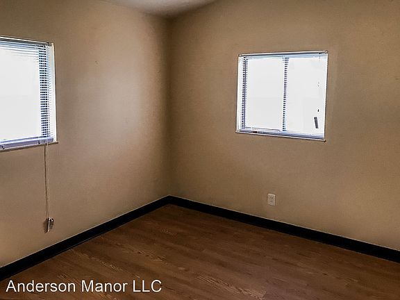 5th image of 520-585 High Grove Blvd