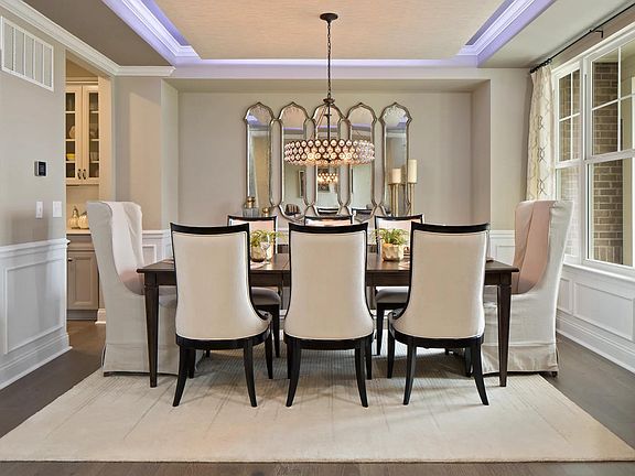 The Ash Lawn Dining Room