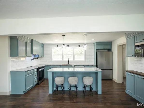 804 E Main St, Richland, MO 65556