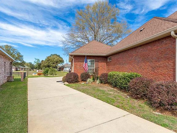 4th image of 5338 Southlake Dr