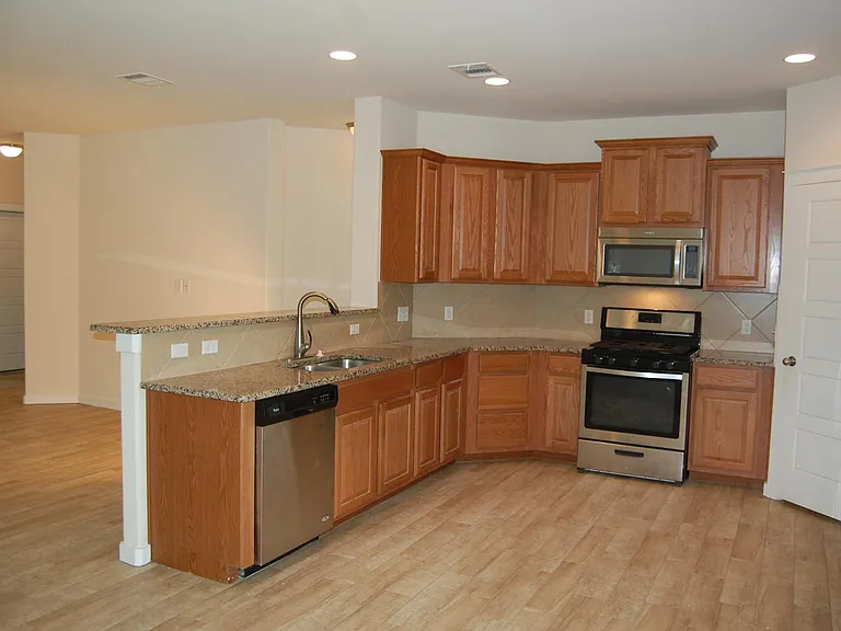 5304 Kara Dr — Photo 12