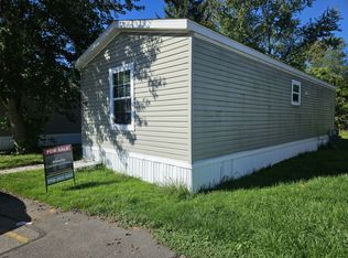 7306 Chesterfield St #RA254, Taylor, MI 48180