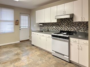 15 Grove St #15C, Tenafly, NJ 07670