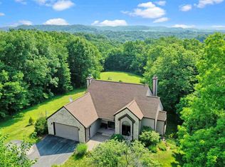 7 Shepherd Ct, Galena, IL 61036