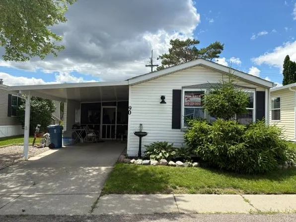 90 Bobolink St, Rochester Hills, MI 48309