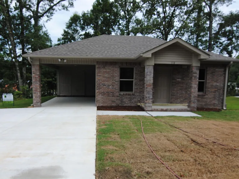 110 Gum Dr — Photo 1