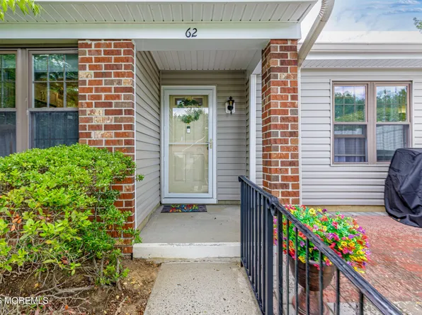 62 Wycoff Way E #62, East Brunswick, NJ 08816