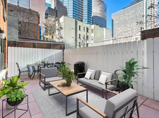251 E 51st St APT 2M, New York, NY