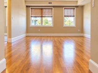 13-23 River Rd #204, Fair Lawn, NJ 07410