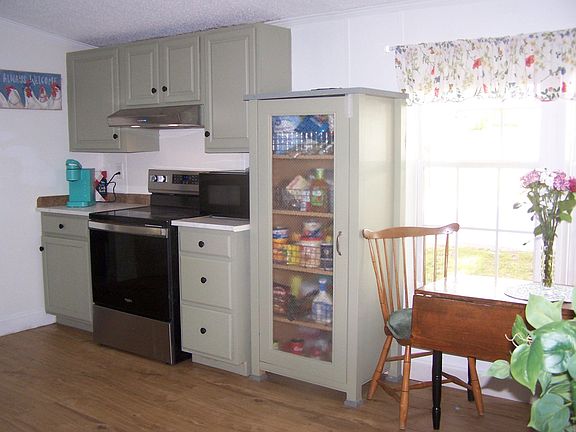 3rd image of 3 Fir Drive