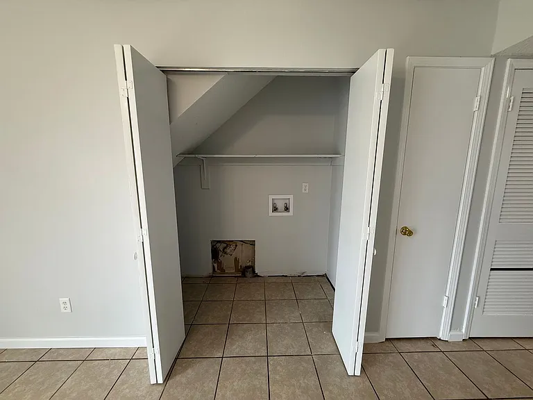 2808 Villa Woods Cir — Photo 12