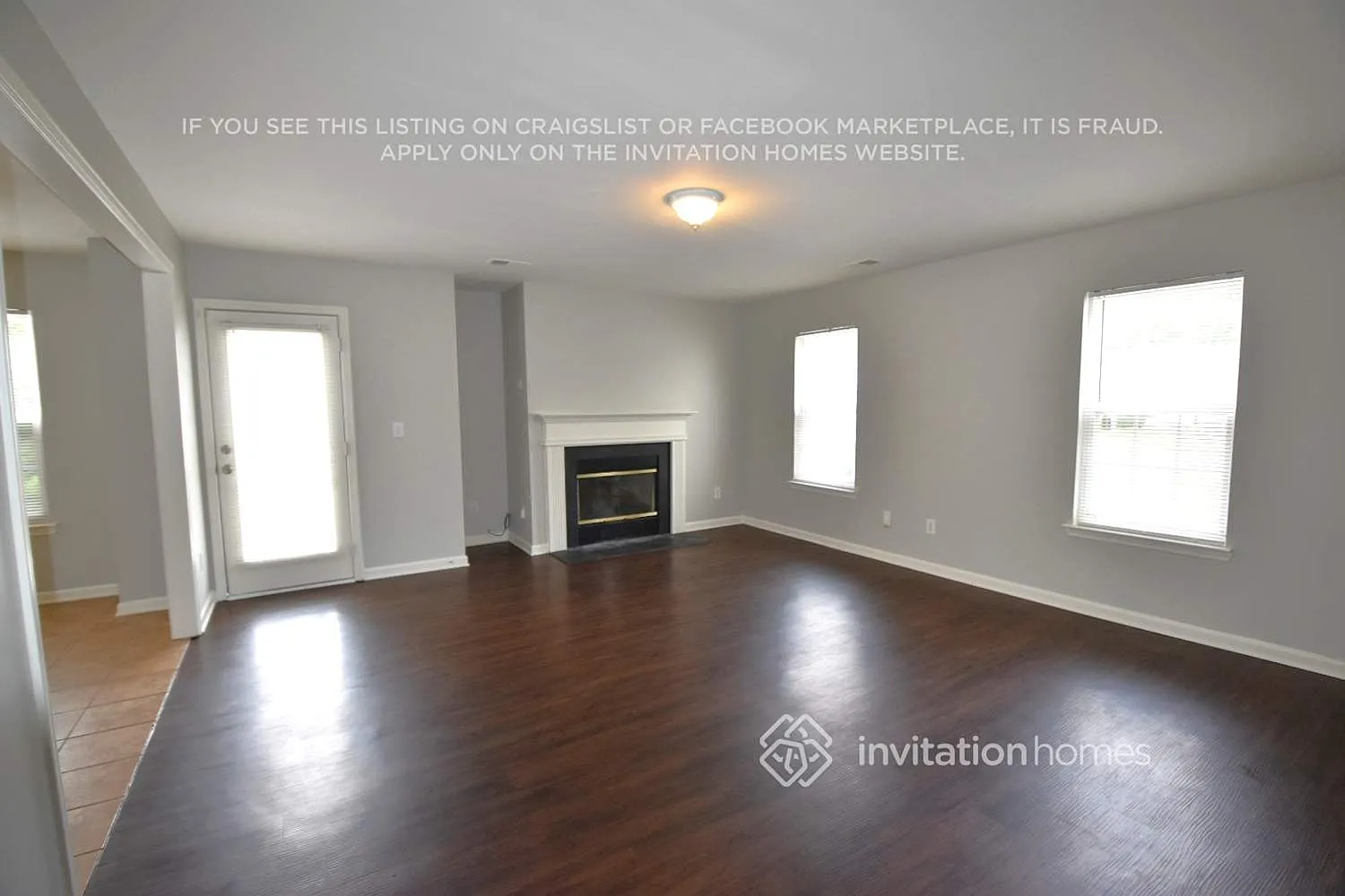 11829 Aubreywood Dr Charlotte, NC 28214 — Photo 2