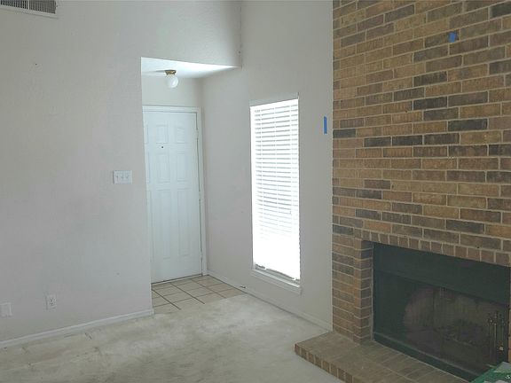 4th image of 1105 Calico Ln APT 1620