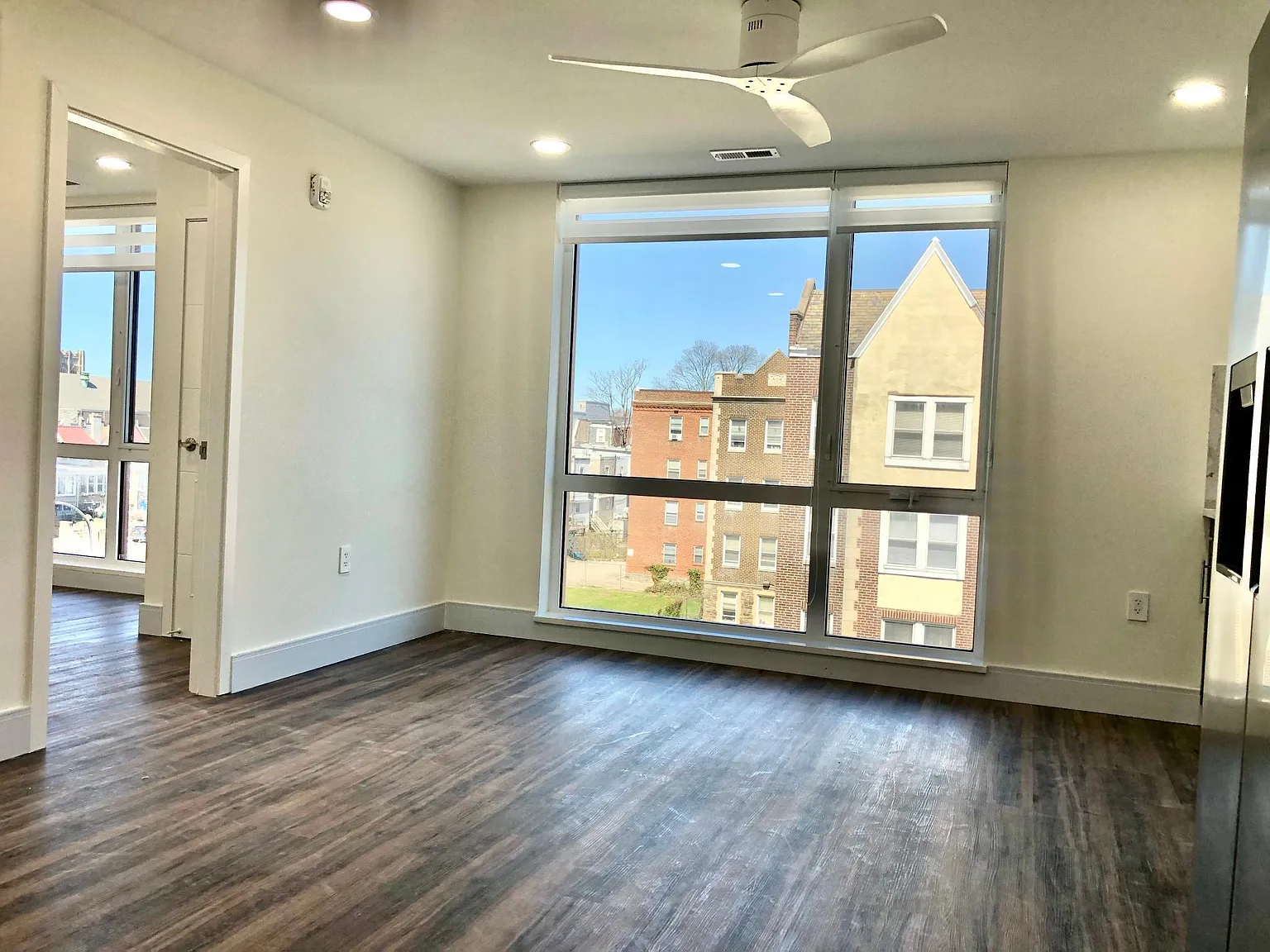 1 bed, 622 sqft, $1,870 — Photo 4
