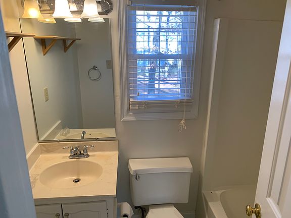 Primary Full Bathroom