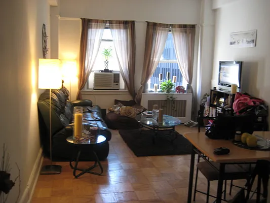 Rented by Magnone Real Estate | media 7