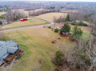 1722 W Moody Ln, La Grange, KY 40031
