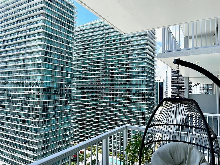 1250 S Miami Ave #2111 — Photo 3