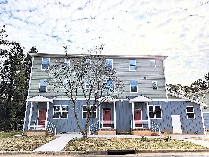 4 bed, 4.5 bath, 1728 sqft, $3,800 — Photo 1