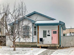 29 W Duval Cres, Red Deer, AB T4R 2Y6