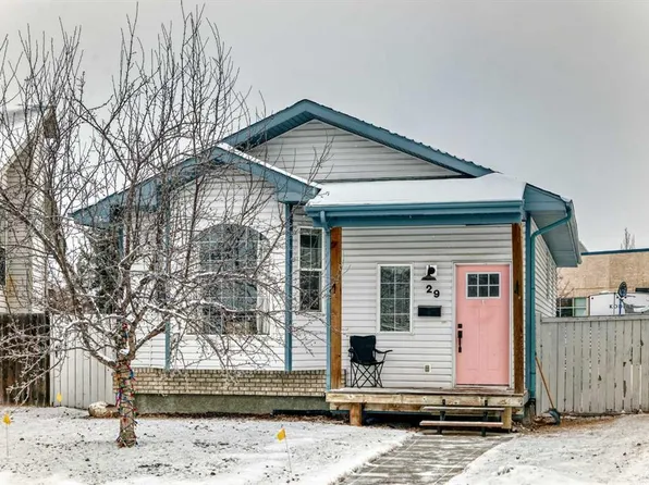 29 W Duval Cres, Red Deer, AB T4R 2Y6