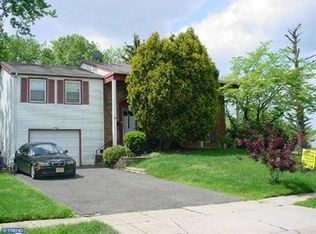 188 Nottingham Dr, Willingboro, NJ 08046