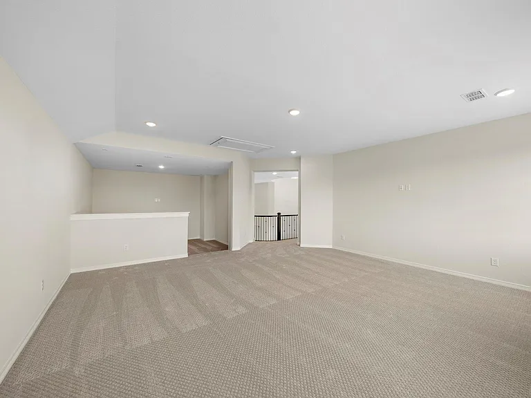 9806 Oakwood Trl — Photo 26