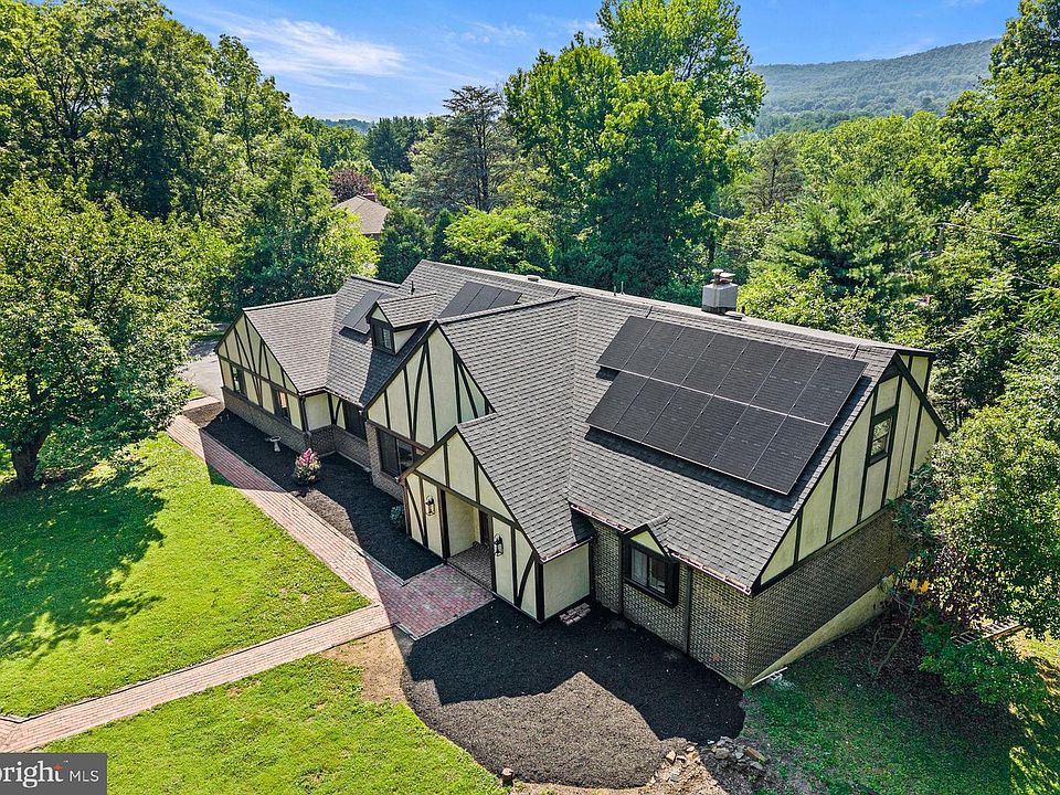 1st image of 41 Devon Dr