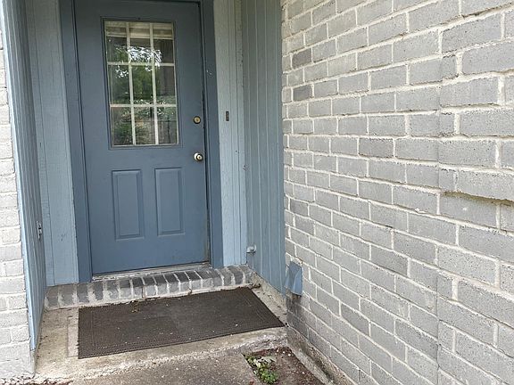 2nd image of 18523 Andalusian Dr