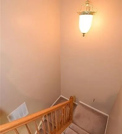 3rd image of 606 Garden Way