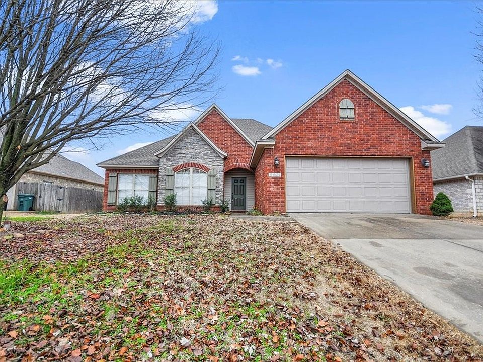 1st image of 3509 W McLaren Dr