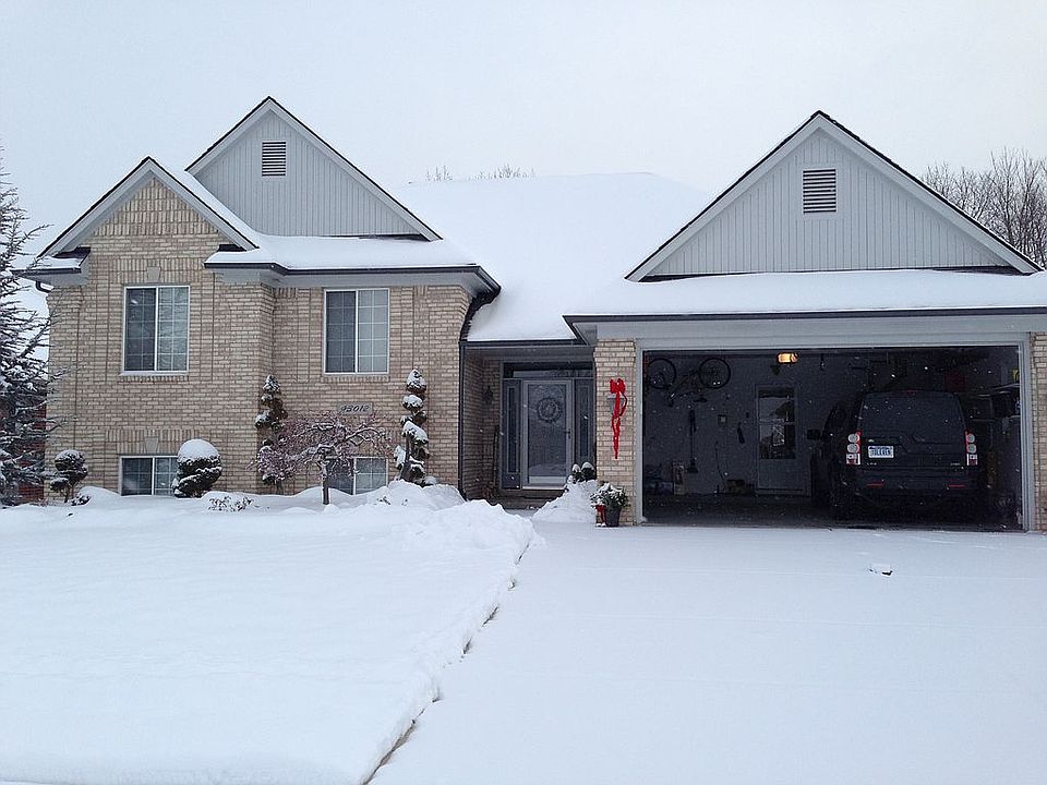 1st image of 43012 Biland Dr