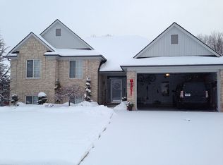43012 Biland Dr, Clinton Township, MI 48038