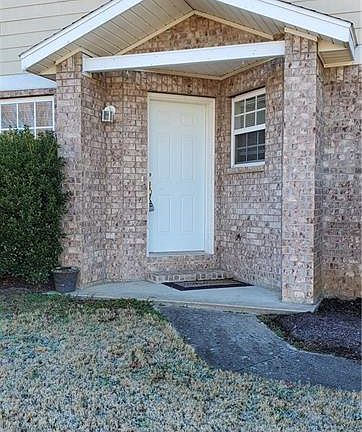 3rd image of 11092 Rose Ct