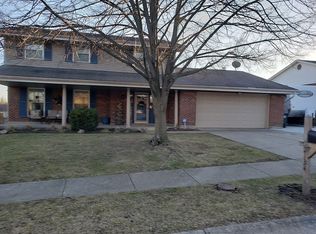 2134 Sherwood Forest Dr, Miamisburg, OH 45342