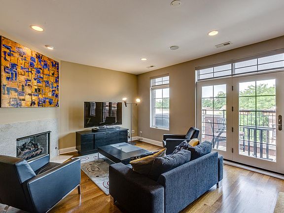 5th image of 3828 N Lincoln Ave #4