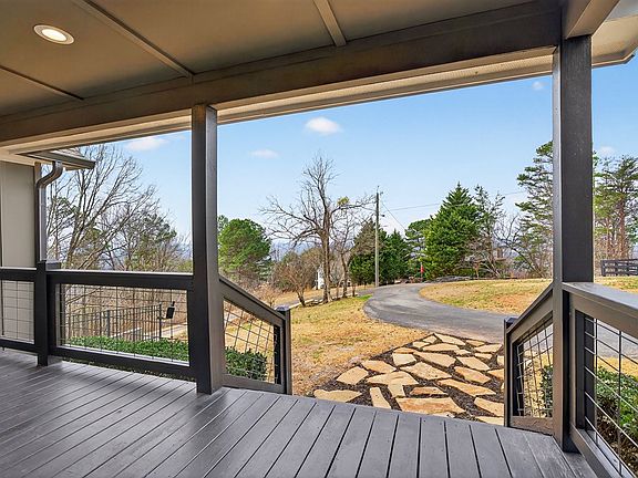 4th image of 1811 Talona Mountain Rd