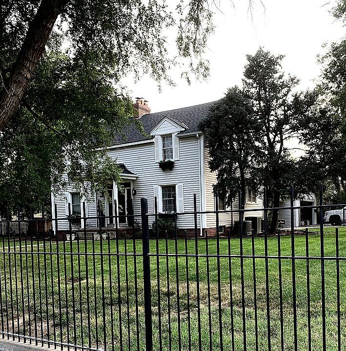 1st image of 630 N Sherman Ave