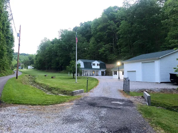 528 Pyle Rd, Lucasville, OH 45648