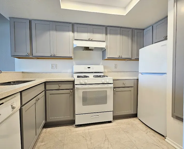 252 Date Ave #F — Photo 9